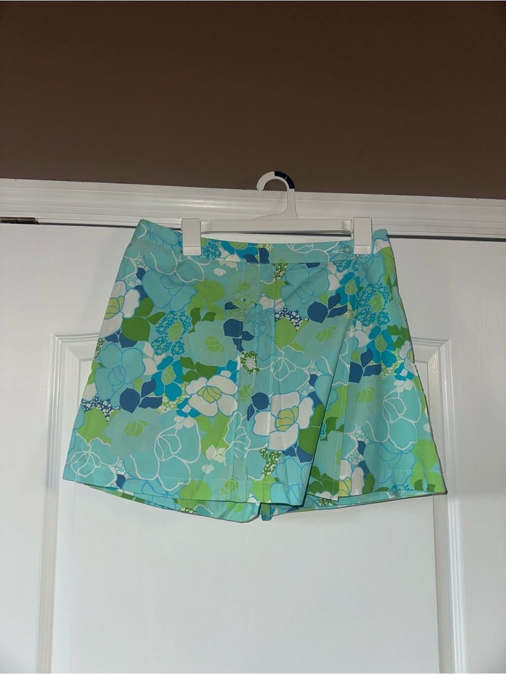 Dockers Women’s Size 8 Floral Shorts Amazing Condition